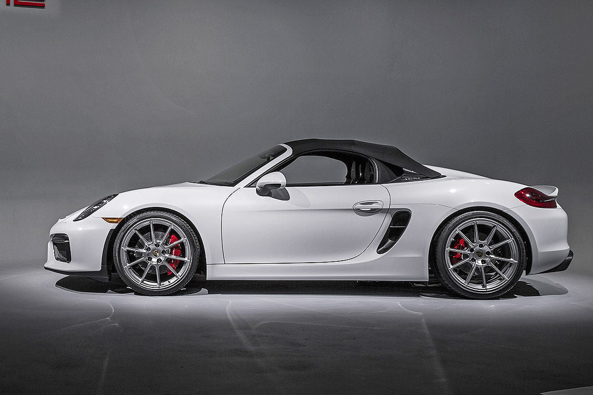 Porsche 981 Cayman GT4 Clubsport Cayman Wheel & Tire Fitment