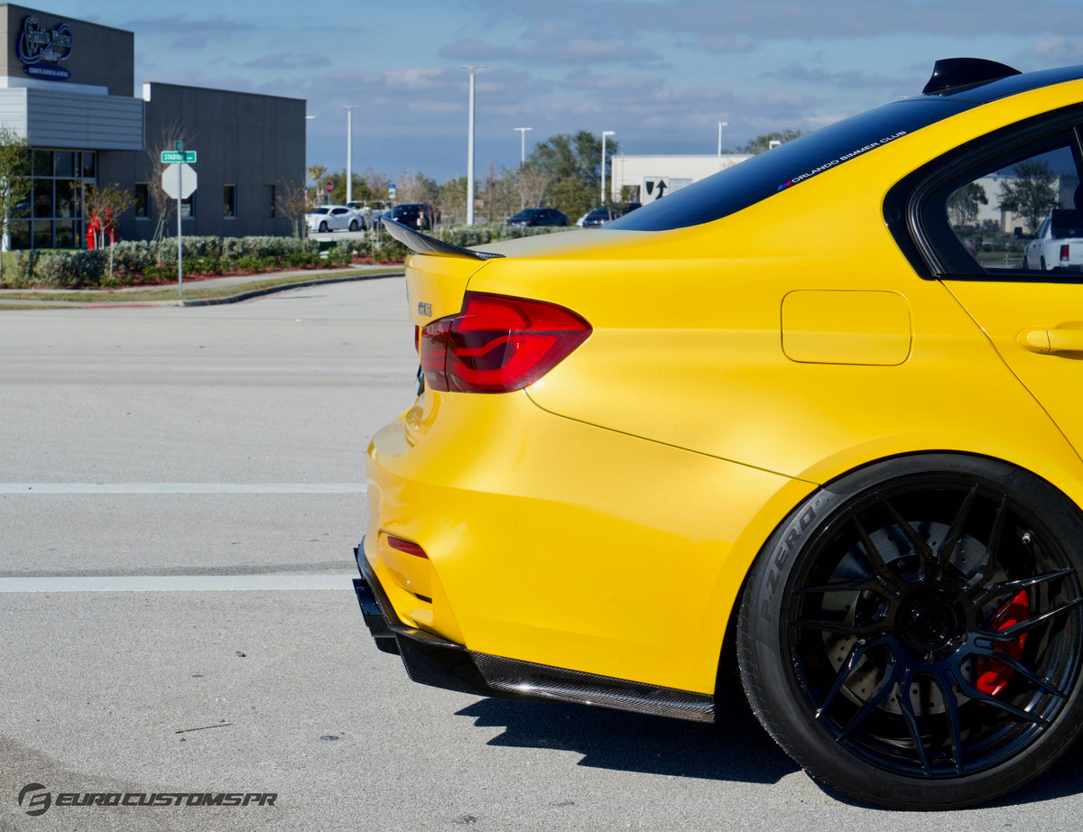 BMW F8x - V1 Carbon Fiber Aggressive Rear Diffuser with Undertray and Side Fins (Made to Order)