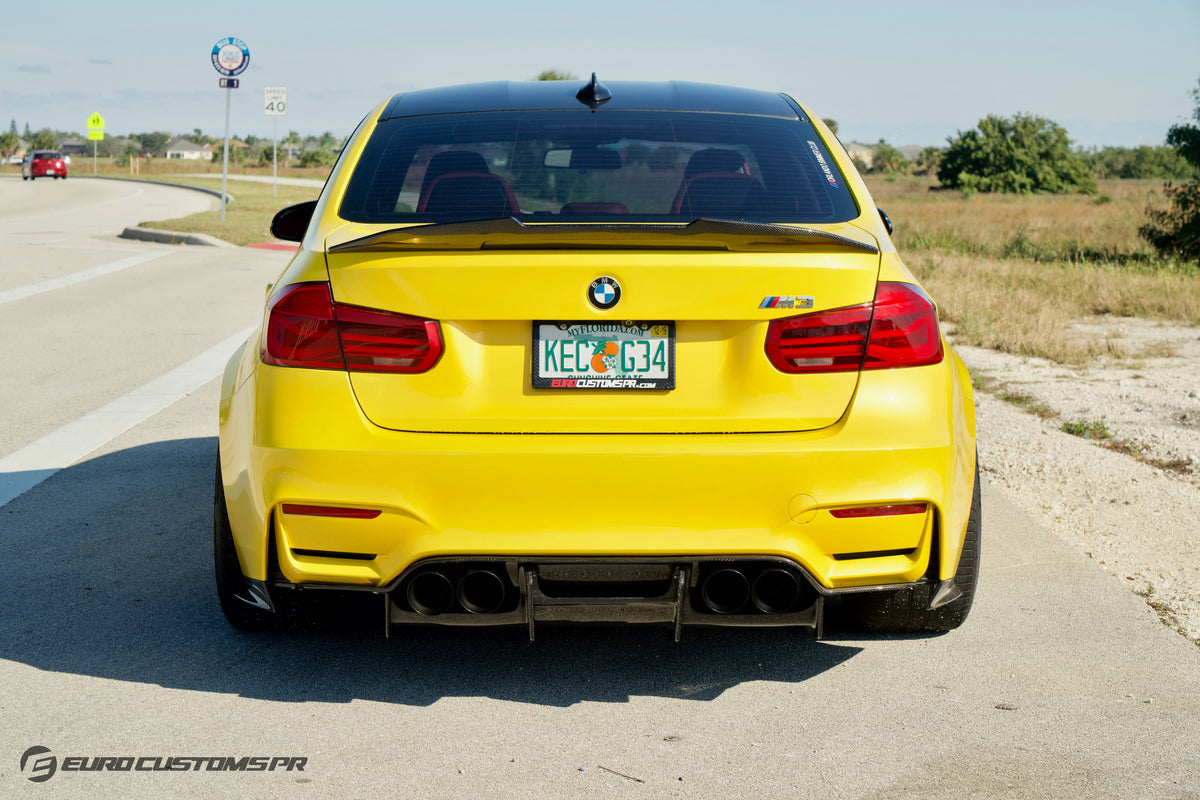 BMW F8x - V1 Carbon Fiber Aggressive Rear Diffuser with Undertray and Side Fins (Made to Order)