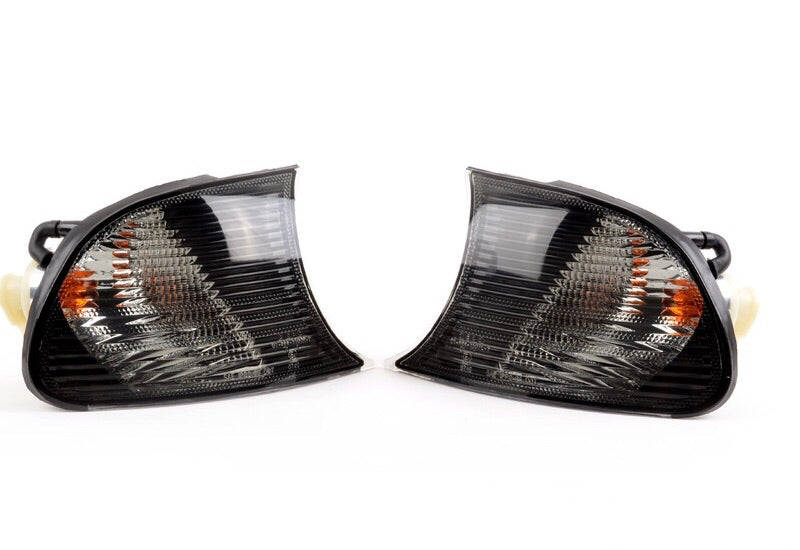 BMW E46 Coupe Smoked Front Corner Indicators