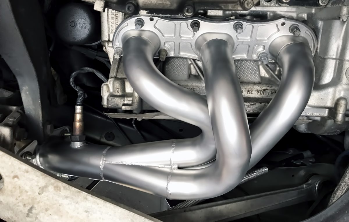 987.2-Header-Installed-Left-e1495130133214-6.jpg