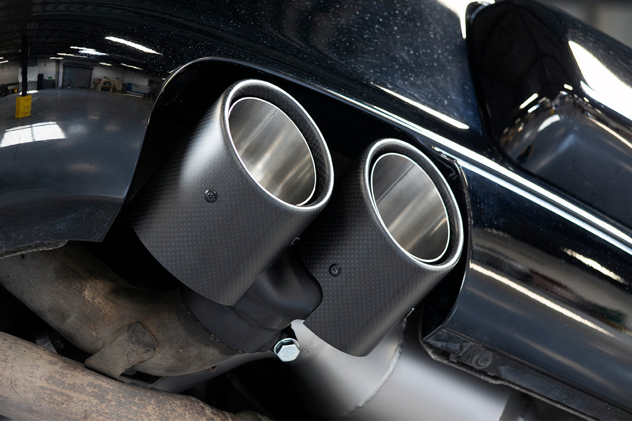 SOUL-997.1-Carrera-Bolt-On-Tips-Carbon-Fiber-Installed-4.jpg