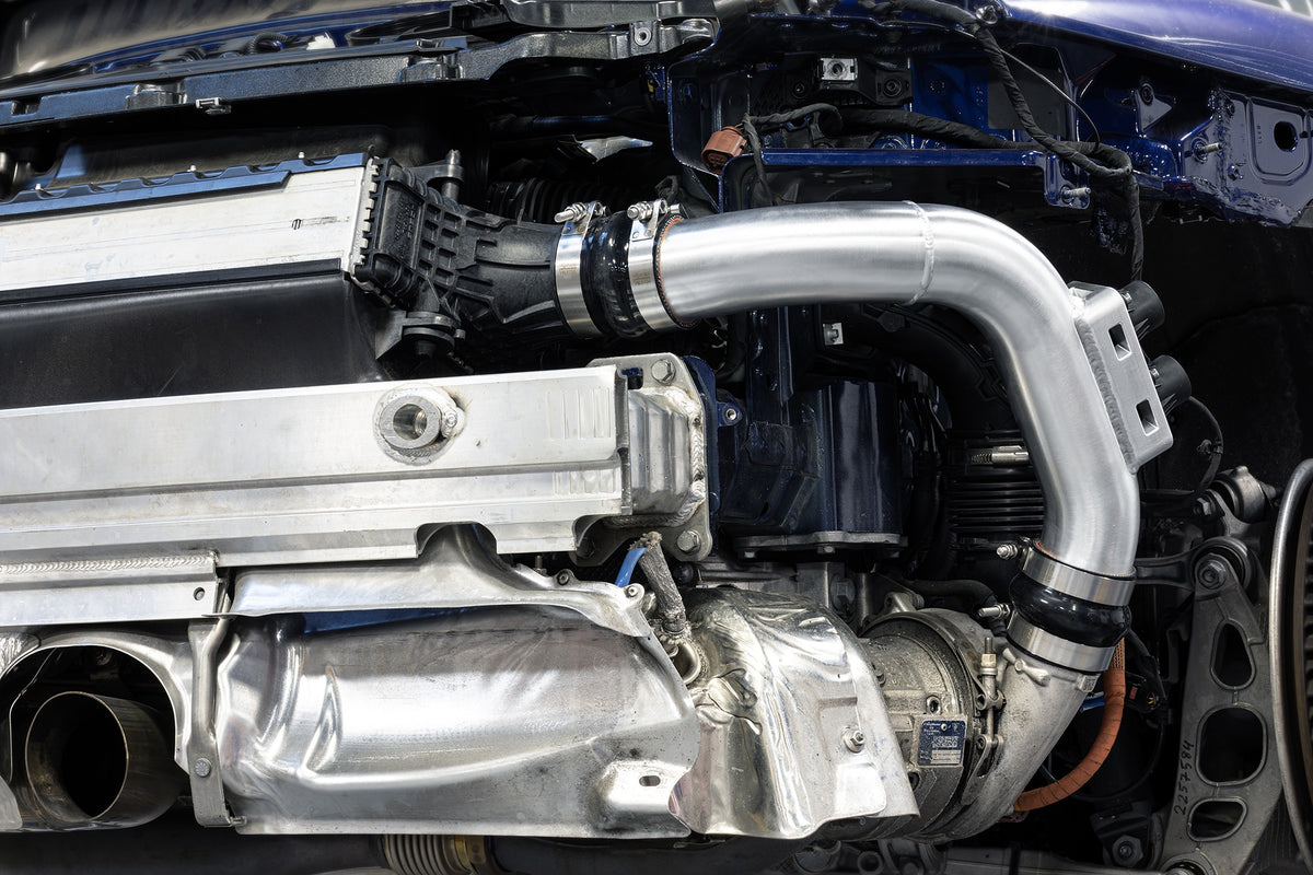 SOUL-Performance-Products-Porsche-992_2-Carrera-GTS-VTA-Charge-Pipe-Installed