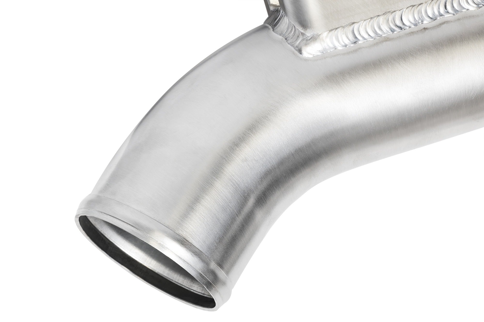 SOUL-Performance-Products-Porsche-992_2-Carrera-GTS-VTA-Charge-Pipe-Outlet-Detail