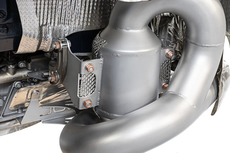 SOUL-Performance-Products-Porsche-992_2-Carrera-GTS-Valved-Exhaust-System-Installed-Detail-11.jpg