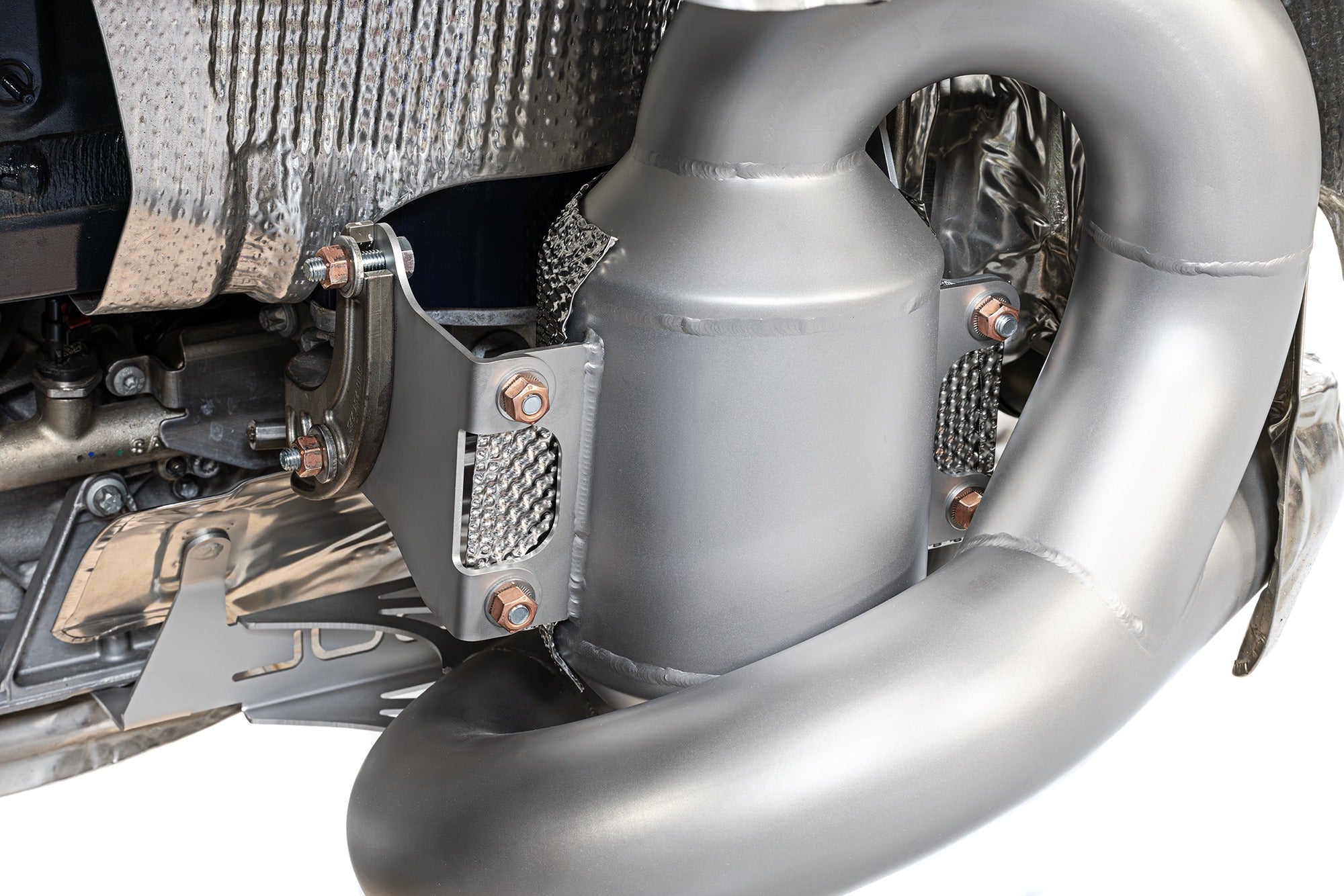 SOUL-Performance-Products-Porsche-992_2-Carrera-GTS-Valved-Exhaust-System-Installed-Detail-12.jpg