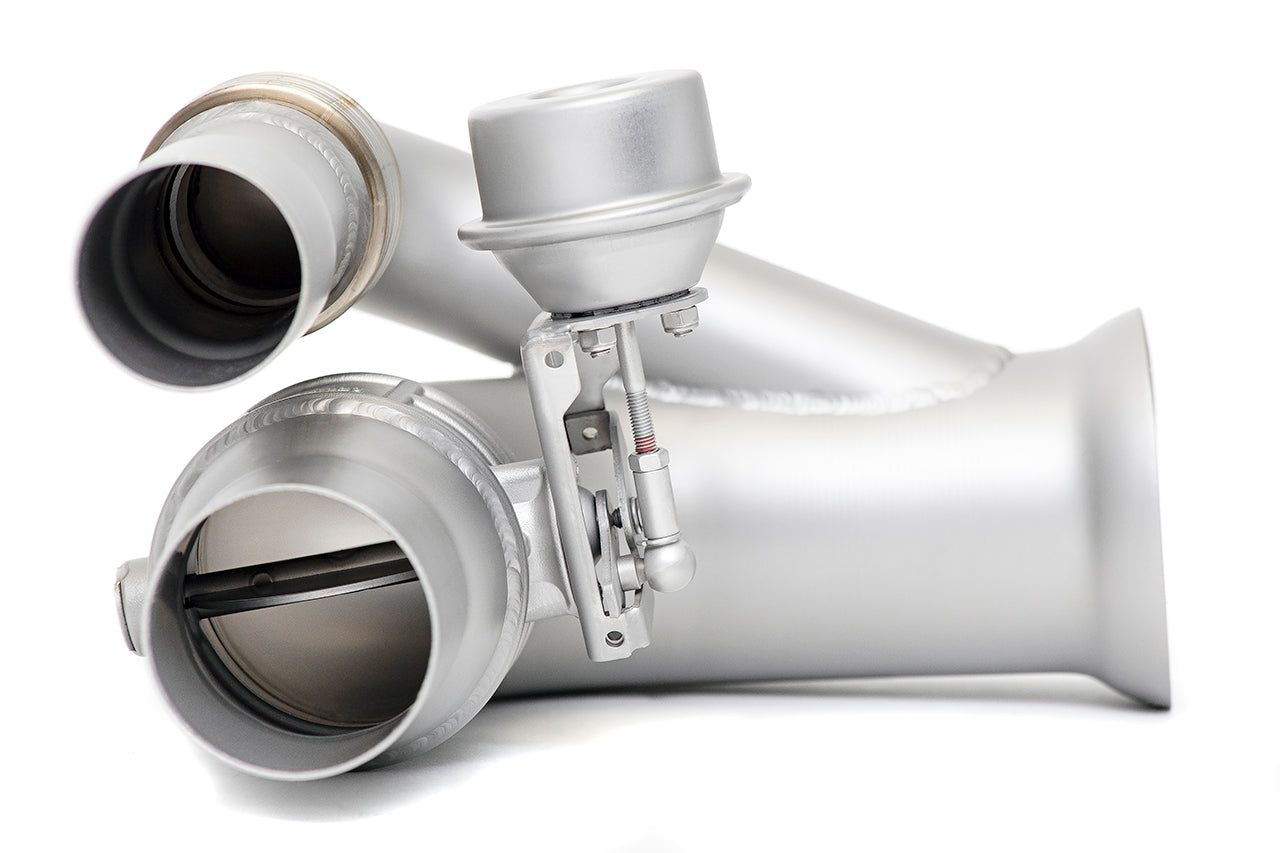 SOUL-Porsche-GT3-Valved-Side-Muffler-Bypass-Pipes-Detail-2.jpg