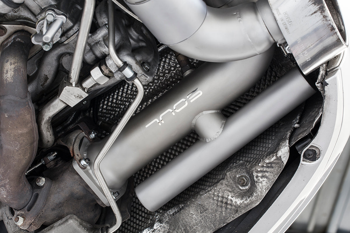 Soul-Performance-Products-996-Turbo-Competition-X-Pipe-Exhaust-System-Installed-Detail