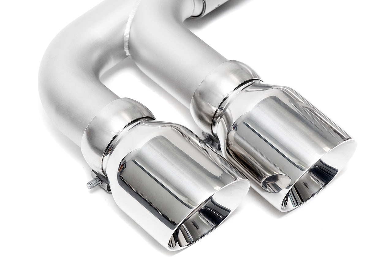 Soul-Performance-Products-Chevy-Corvette-C8-Performance-Rear-Exhaust-Product-Straight-Cut-Polished-Tips-Closeup-7.jpg