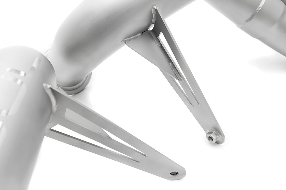 Soul-Performance-Products-Lamborghini-Huracan-Race-Exhaust-Bracket-Detail-3.jpg