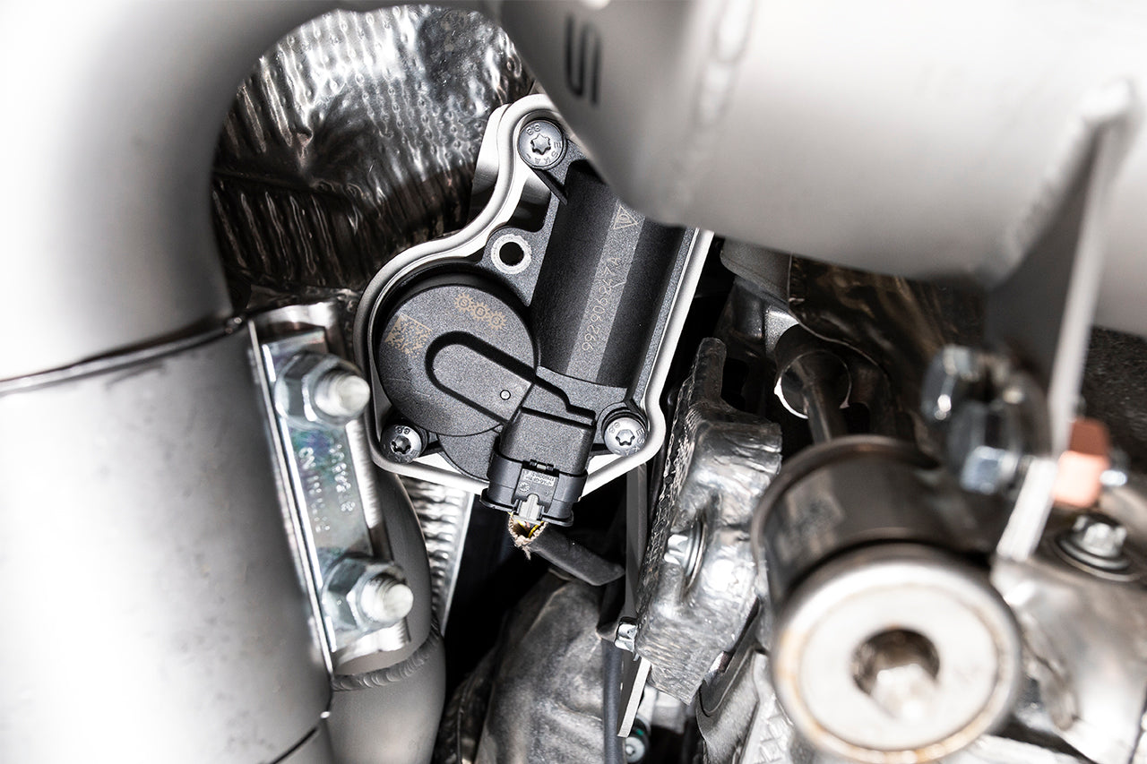 Soul-Performance-Products-Porsche-992-Carrera-Performance-Exhaust-System-Valve-Mount-2-3.jpg