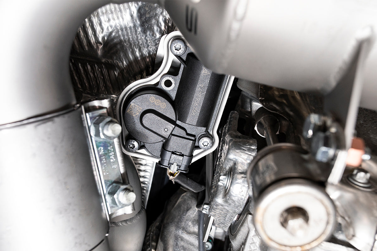 Soul-Performance-Products-Porsche-992-Turbo-Performance-Exhaust-System-Valve-Mount-2-3.jpg