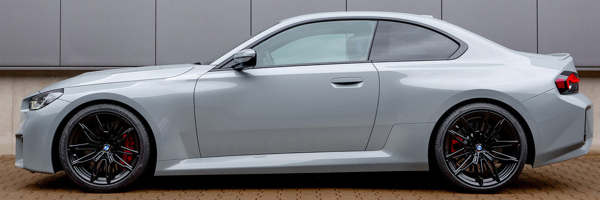 BMW G87 M2 with H&R 28616-7 lowering springs side profile