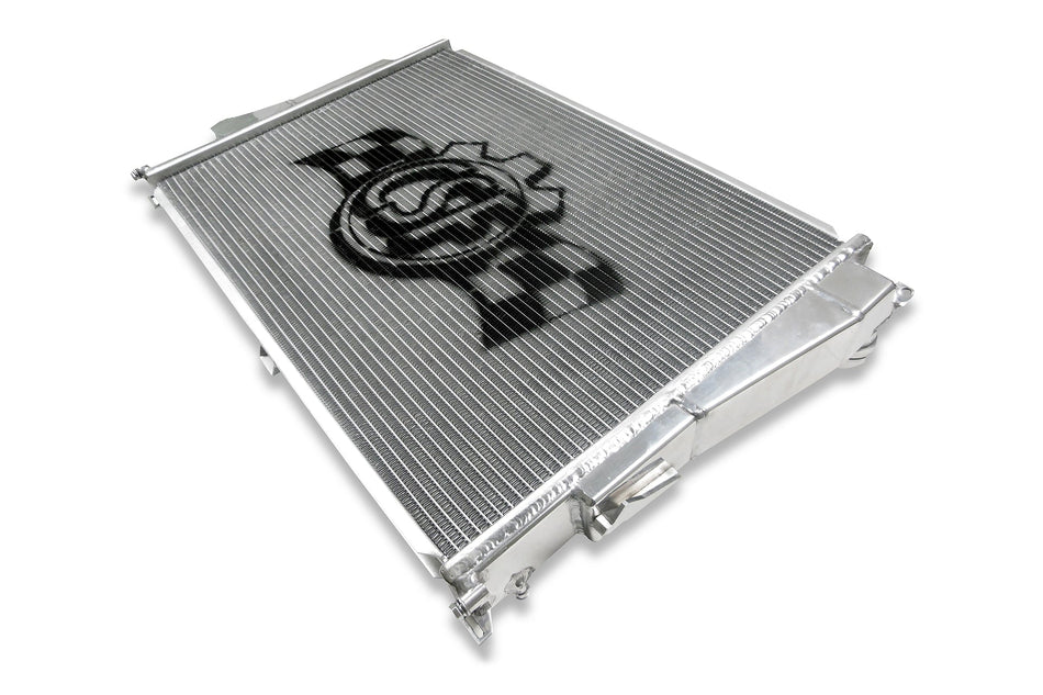 CSF 7058 triple-pass aluminum radiator for BMW E46 M3, three-quarter view