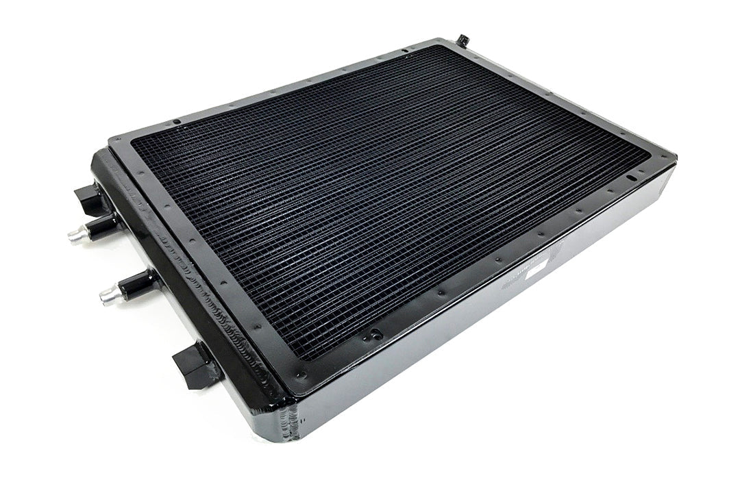 CSF 8075V black front-mount heat exchanger for BMW F8x and F87, three-quarter view