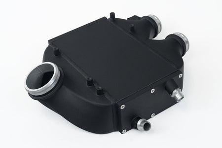 CSF 8082 BMW F8x charge-air cooler underside and connection view