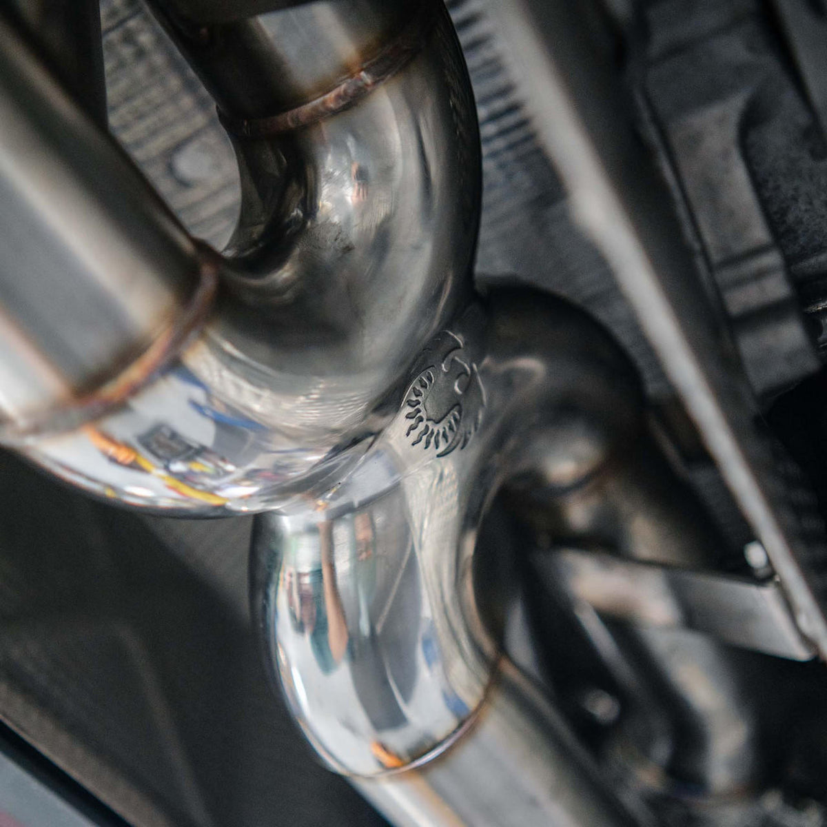 Fabspeed Porsche 992.1 Carrera Valved Maxflo Exhaust System product image 3