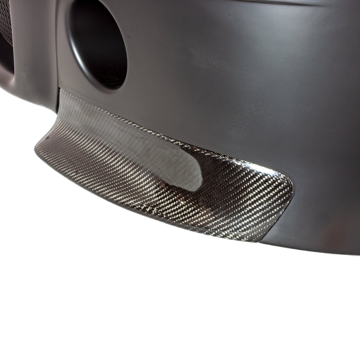 Carbon corner splitter detail on the Suvneer E46 M3 CSL style bumper