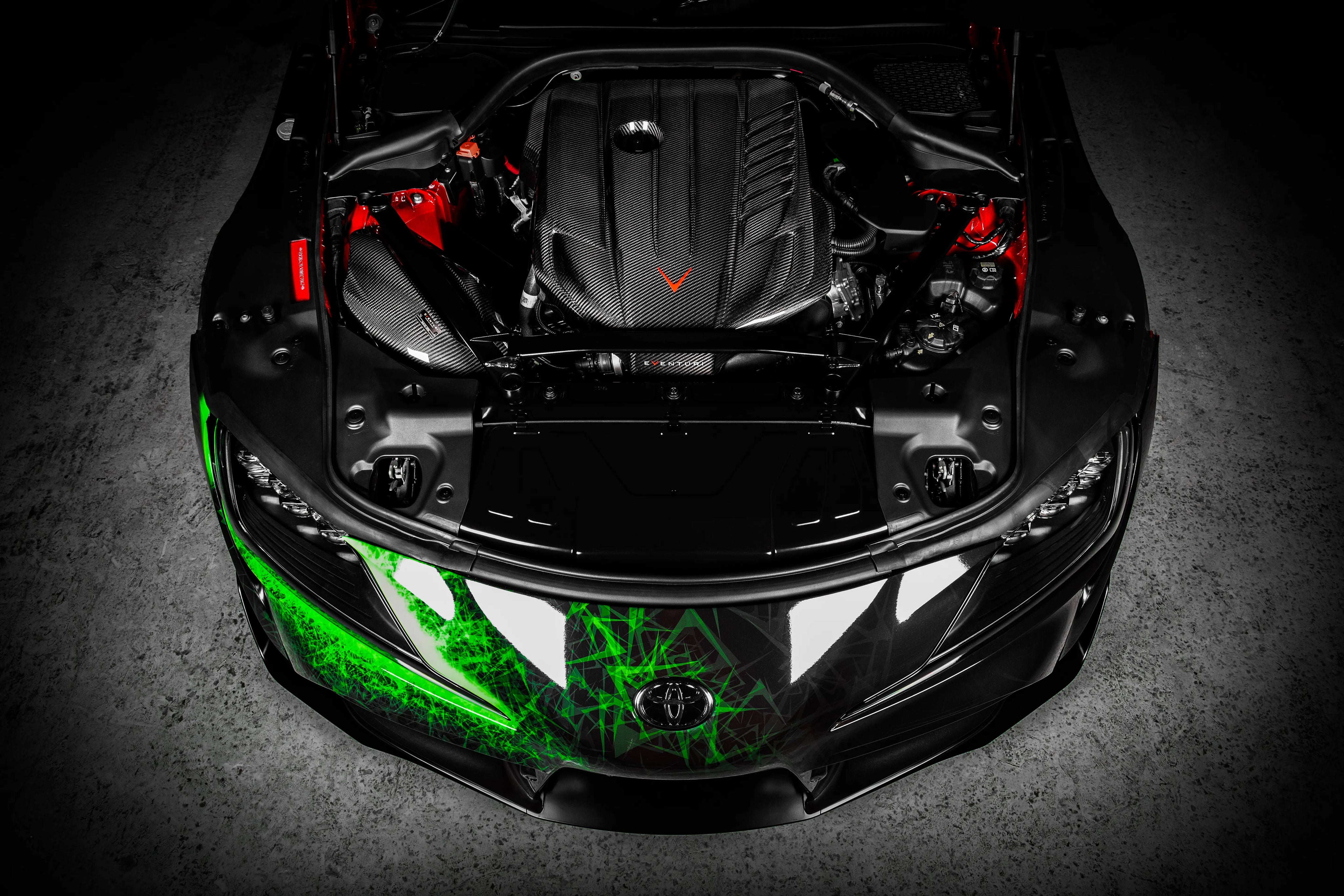 Eventuri Toyota Supra MK5 carbon engine cover installed