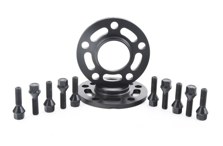 Turner Motorsport Black Wheel Spacer & Bolt Kit - 10mm